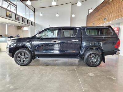 2022 Toyota Hilux - Thumbnail