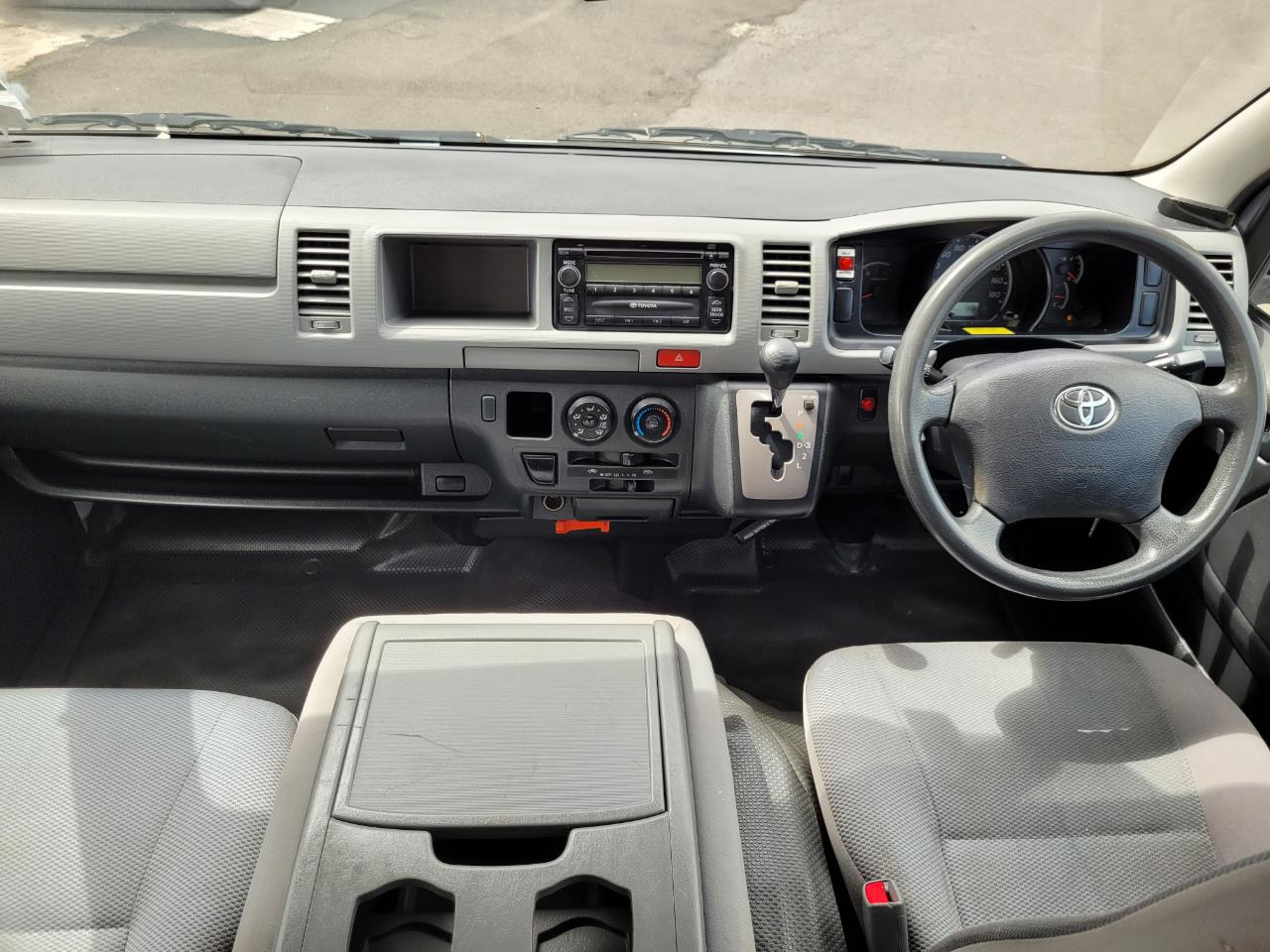 2007 Toyota Hiace