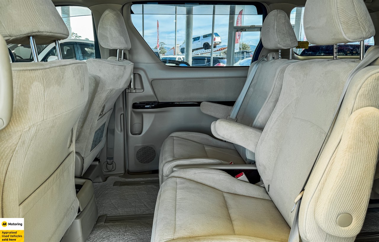 2012 Toyota Alphard