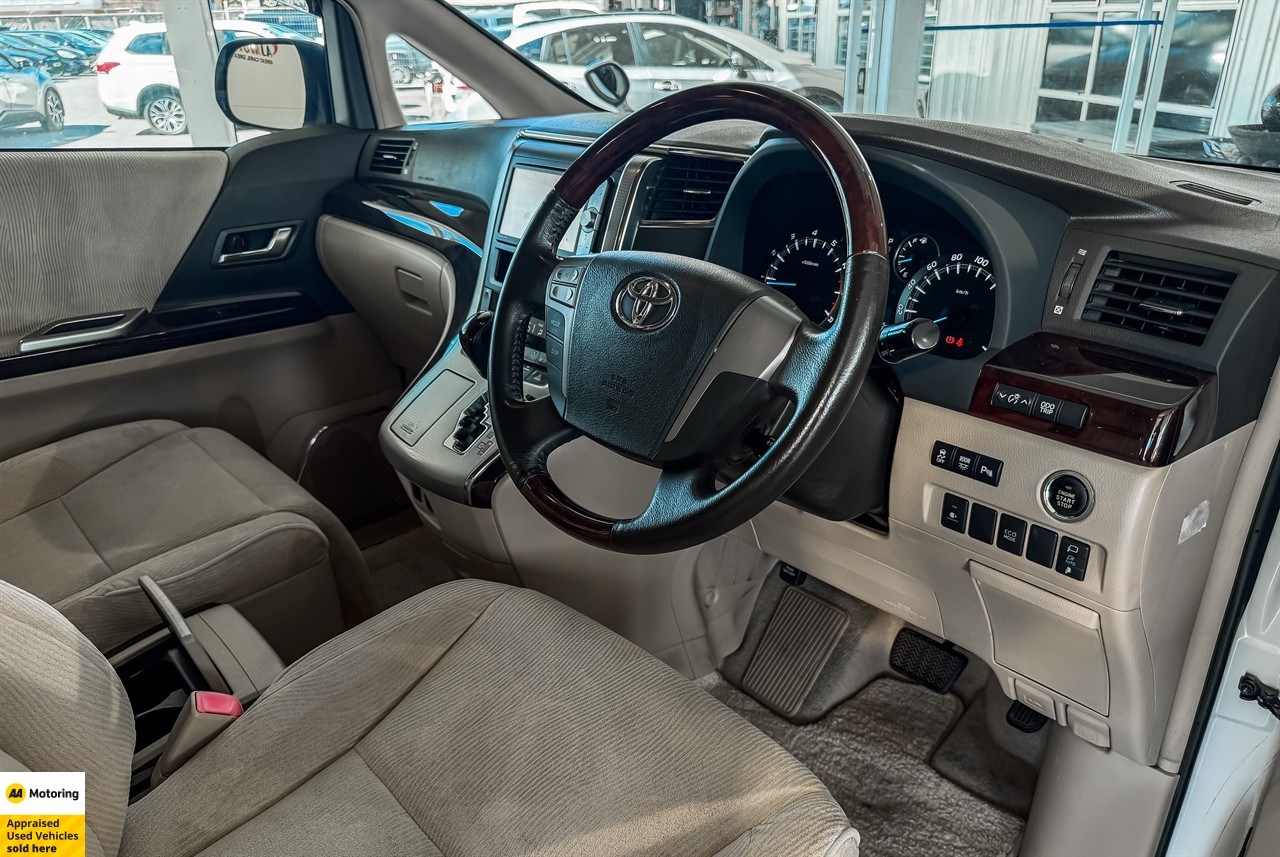 2012 Toyota Alphard