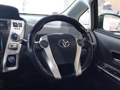 2012 Toyota Prius - Thumbnail