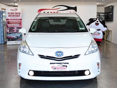 2012 Toyota Prius - Thumbnail