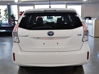 2012 Toyota Prius - Thumbnail