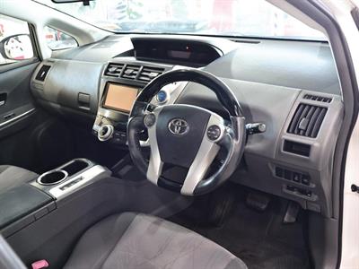 2012 Toyota Prius - Thumbnail