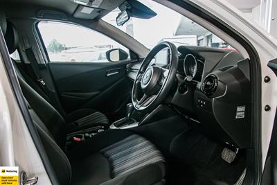 2020 Mazda 2 - Thumbnail