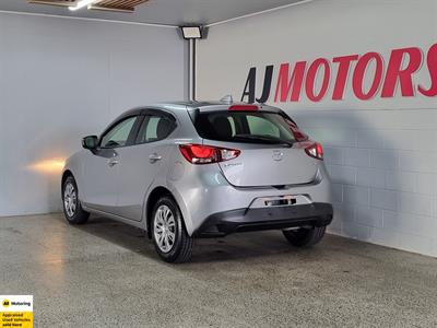 2014 Mazda Demio - Thumbnail