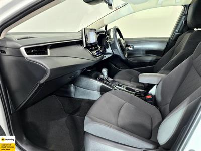 2021 Toyota Corolla - Thumbnail