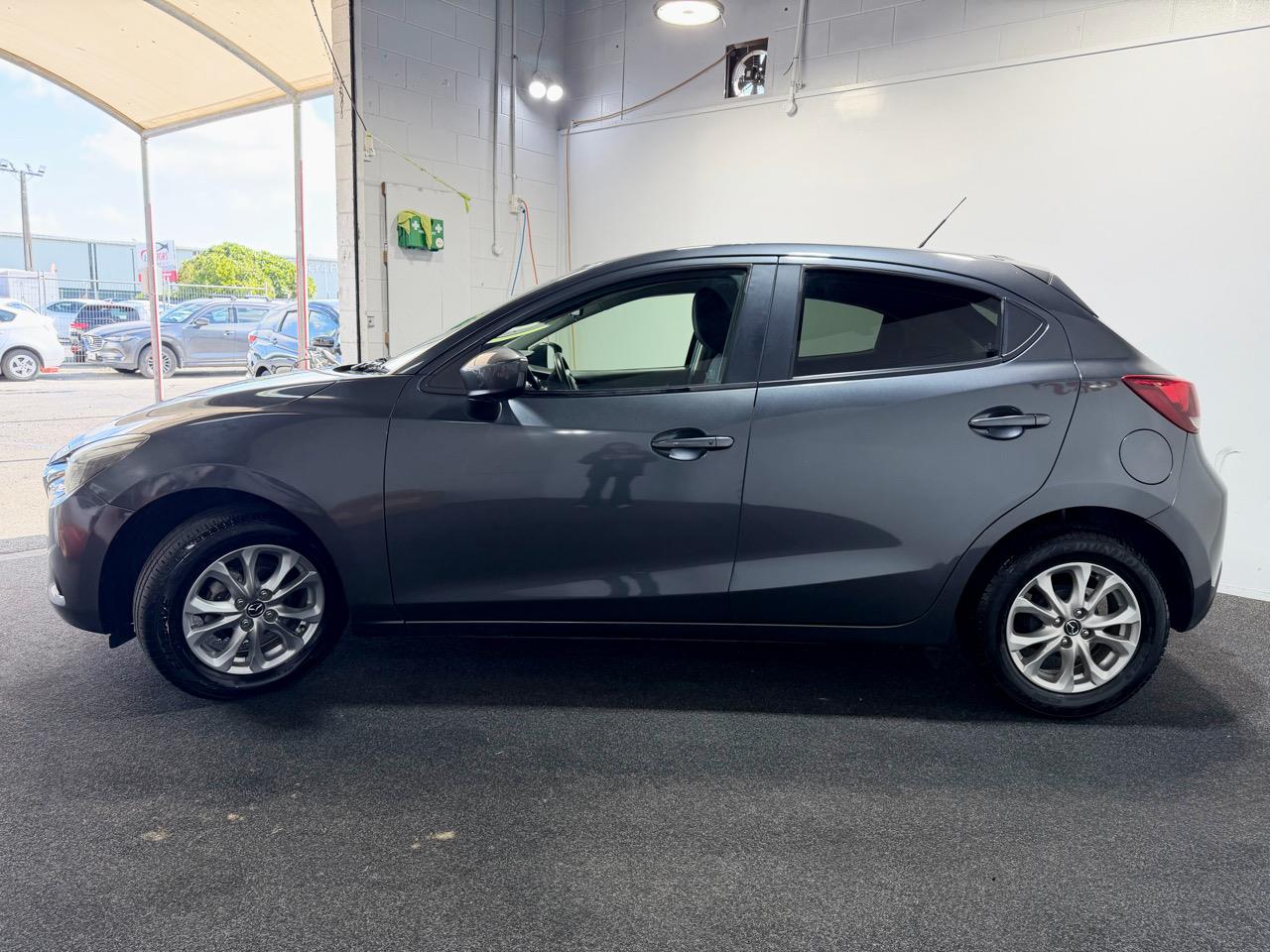 2015 Mazda Demio