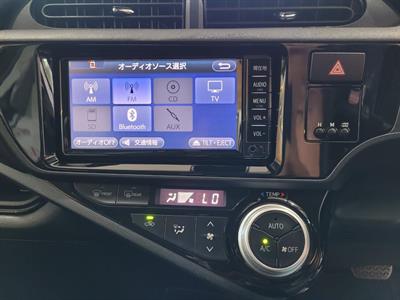 2016 Toyota Aqua - Thumbnail