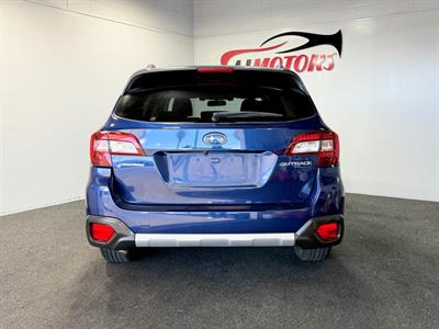2015 Subaru Legacy - Thumbnail