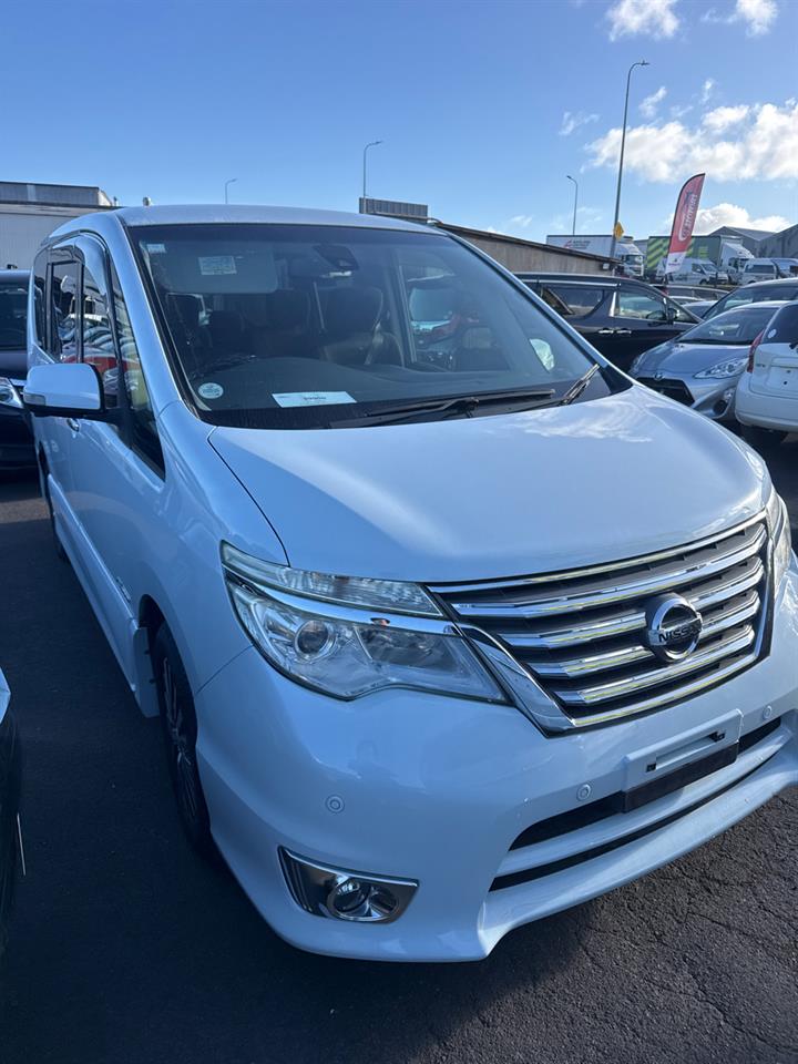 2015 Nissan serena