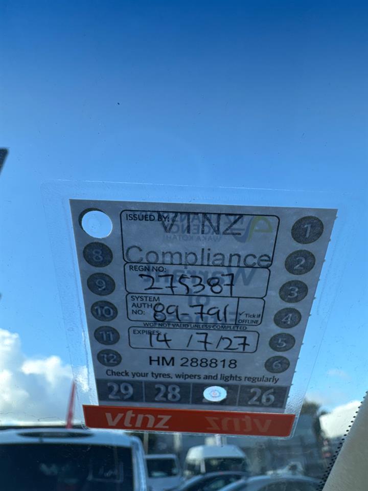 2015 Nissan serena