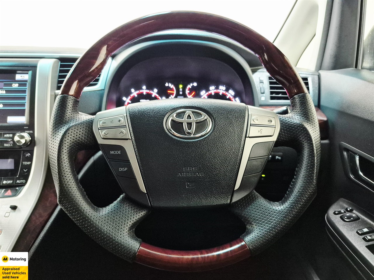 2012 Toyota Vellfire