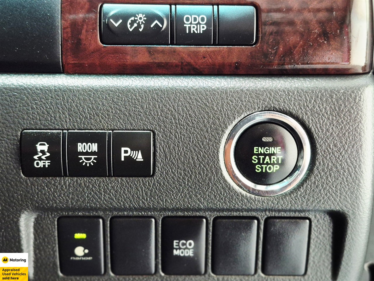 2012 Toyota Vellfire