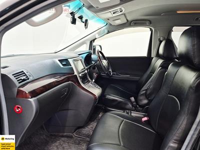 2012 Toyota Vellfire - Thumbnail