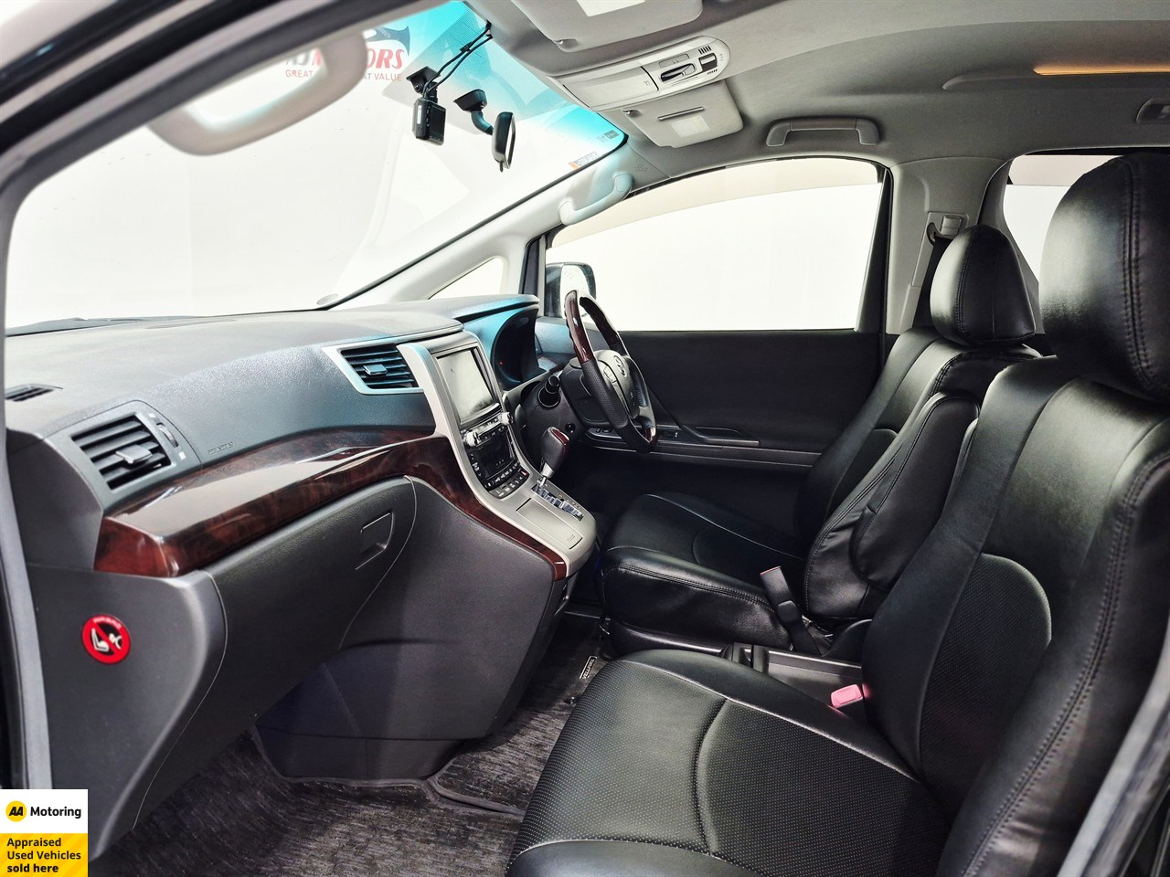 2012 Toyota Vellfire
