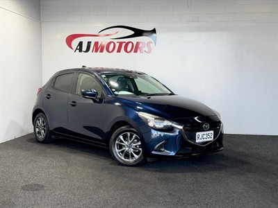 2017 Mazda Demio - Thumbnail