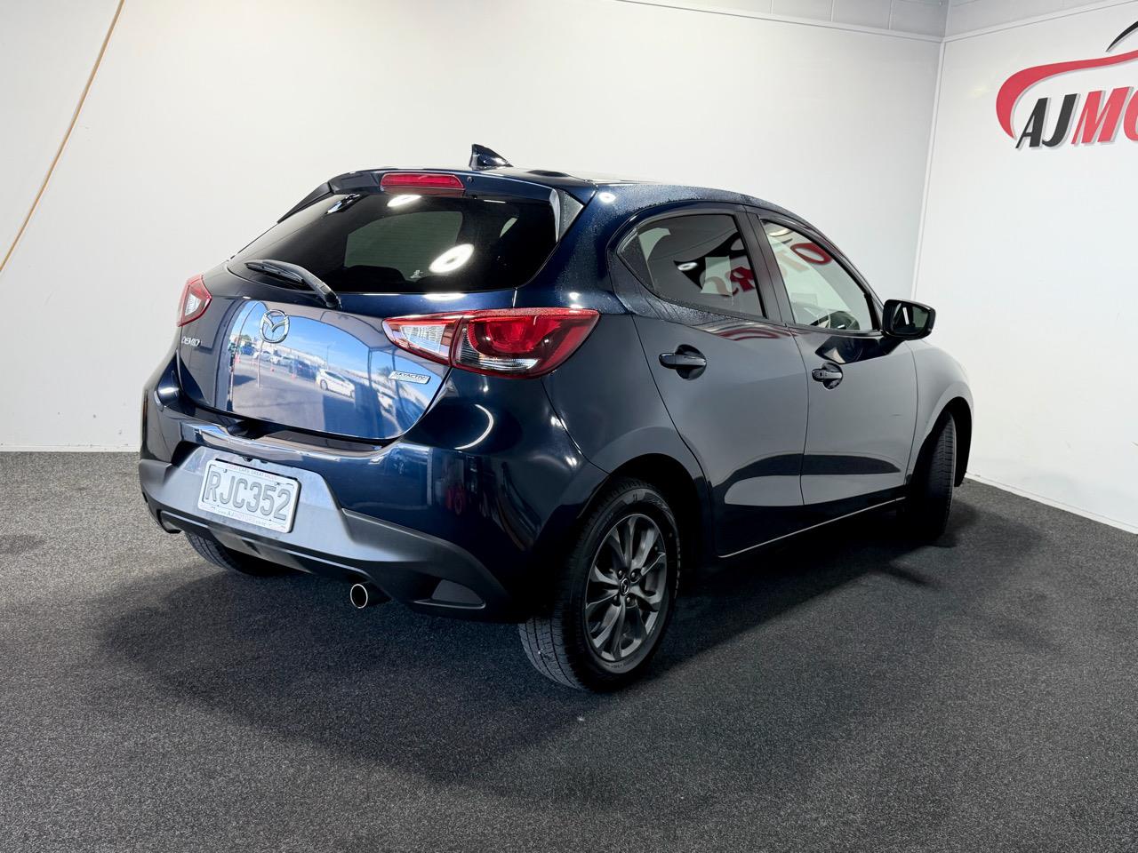 2017 Mazda Demio