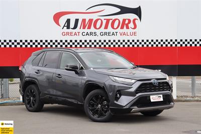 2023 Toyota RAV4 - Thumbnail