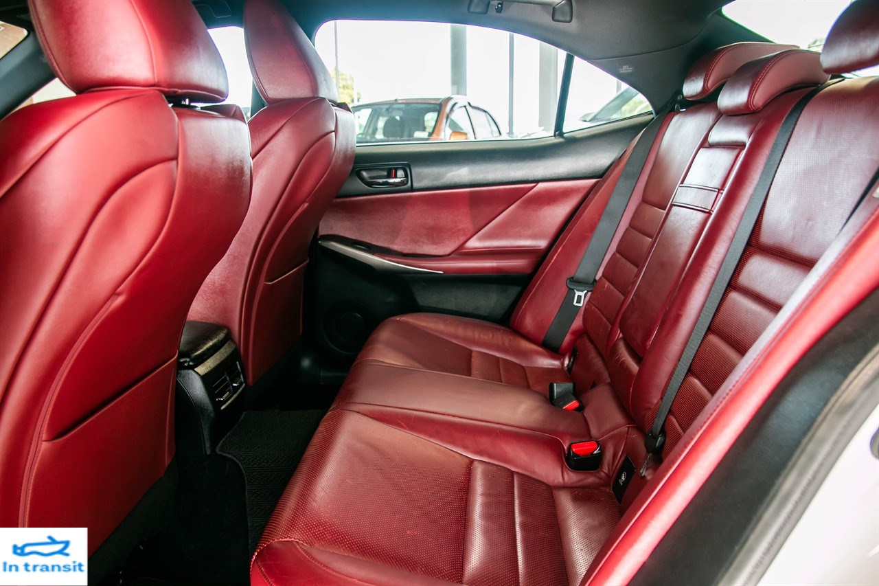 2013 Lexus IS 4D