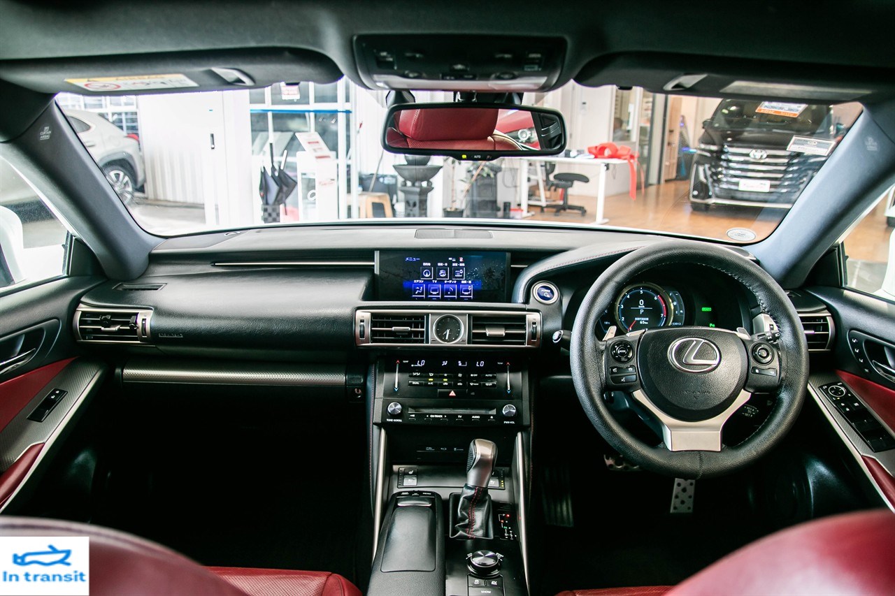2013 Lexus IS 4D
