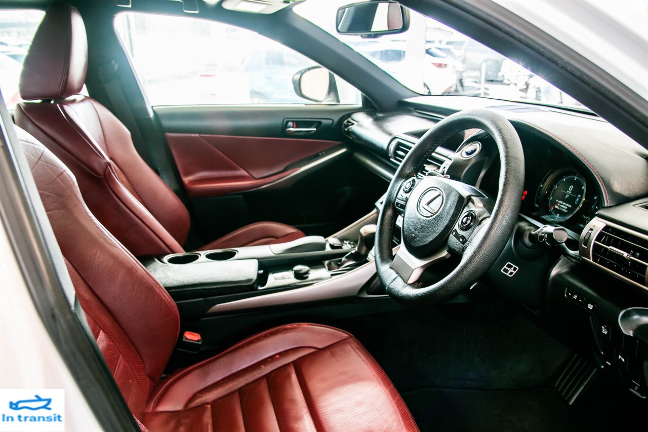 2013 Lexus IS 4D