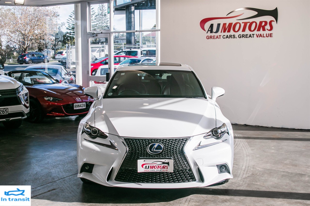 2013 Lexus IS 4D