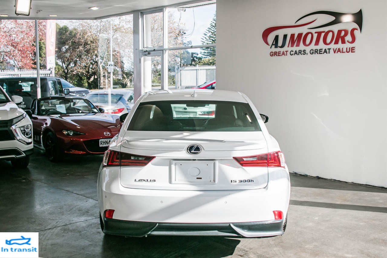 2013 Lexus IS 4D