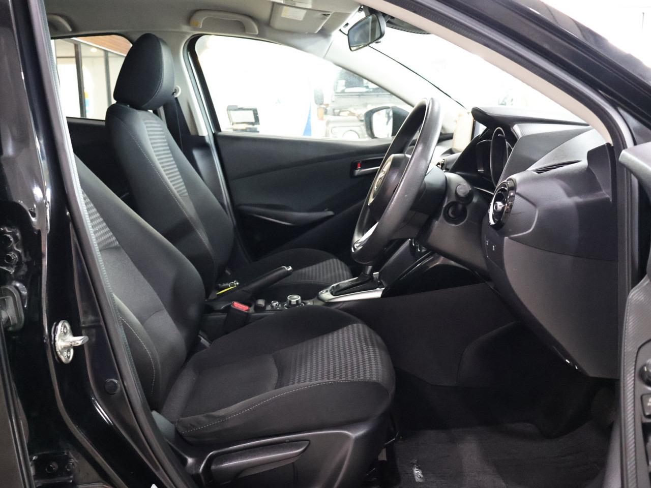 2017 Mazda Demio