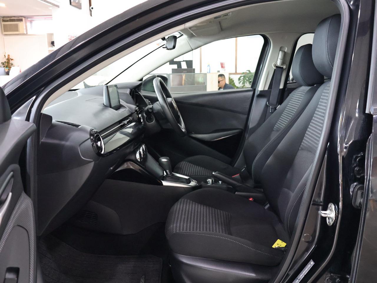 2017 Mazda Demio
