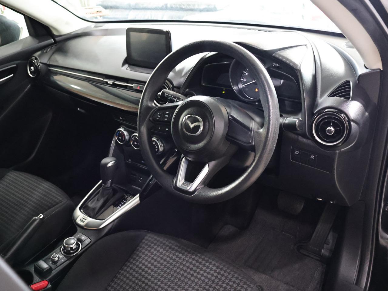 2017 Mazda Demio