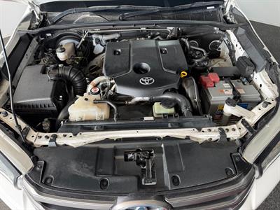 2017 Toyota Hilux - Thumbnail