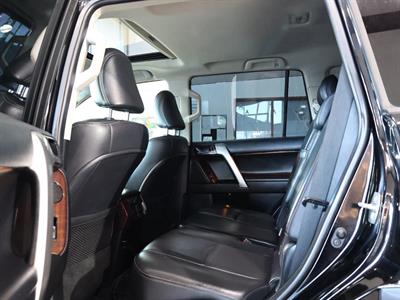 2015 Toyota Land Cruiser Prado - Thumbnail