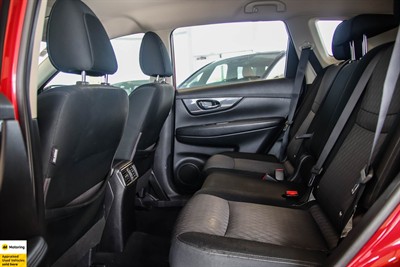 2021 Nissan X-Trail - Thumbnail
