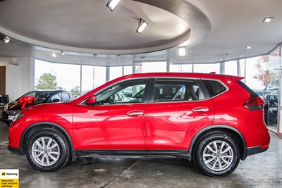2021 Nissan X-Trail - Thumbnail