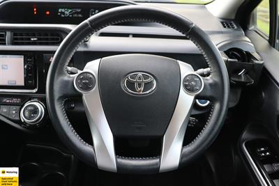 2016 Toyota Aqua - Thumbnail