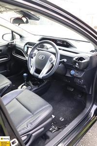 2016 Toyota Aqua - Thumbnail