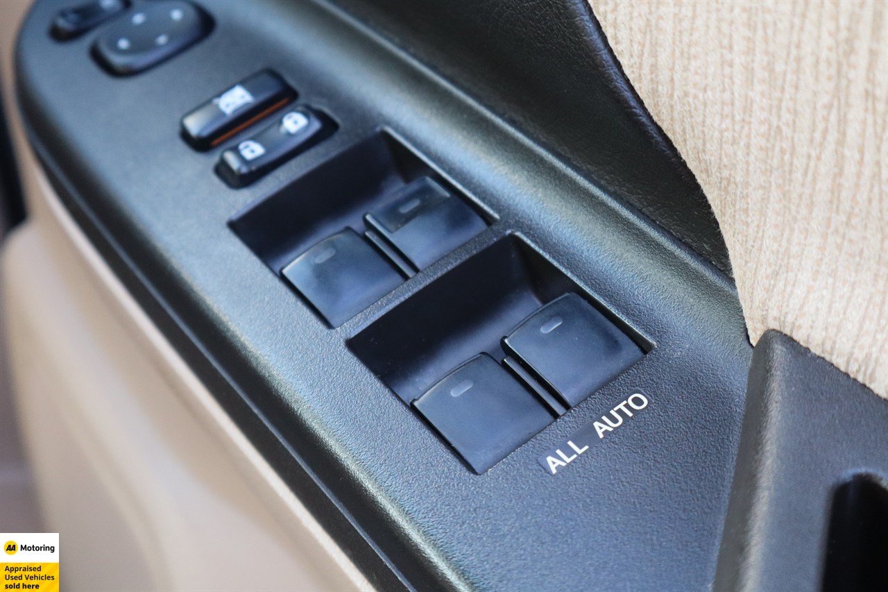 2012 Toyota Alphard
