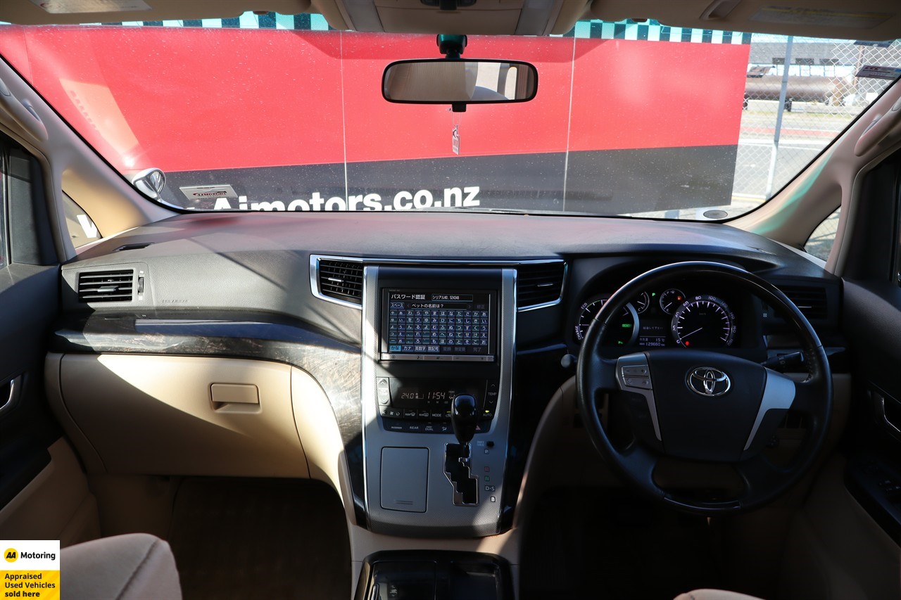 2012 Toyota Alphard