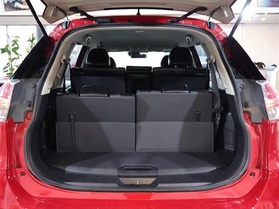 2015 Nissan X-Trail - Thumbnail