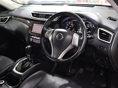 2015 Nissan X-Trail - Thumbnail