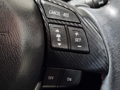 2014 Mazda Axela - Thumbnail