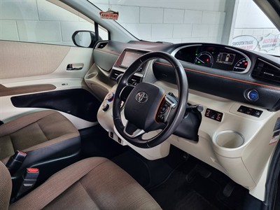 2015 Toyota Sienta - Thumbnail