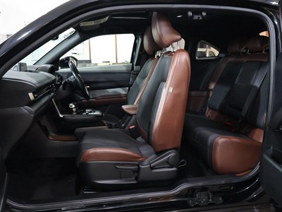 2022 Mazda MX-30 - Thumbnail