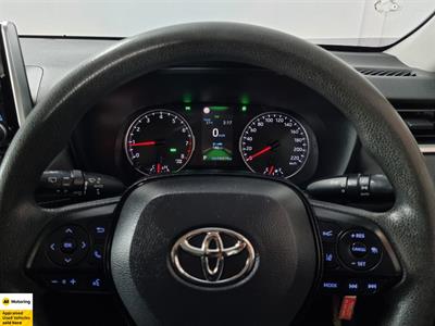 2020 Toyota RAV4 - Thumbnail