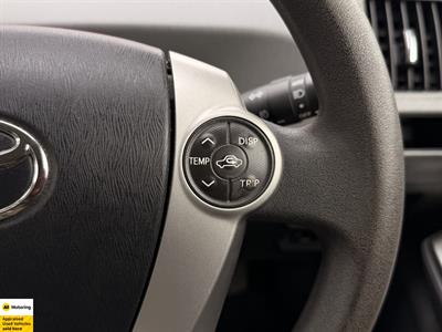 2012 Toyota Prius - Thumbnail