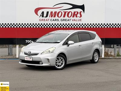 2012 Toyota Prius - Thumbnail
