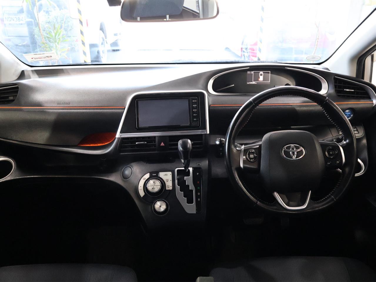 2017 Toyota Sienta