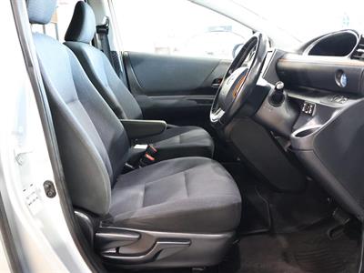 2017 Toyota Sienta - Thumbnail