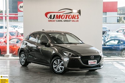 2020 Mazda 2 - Thumbnail